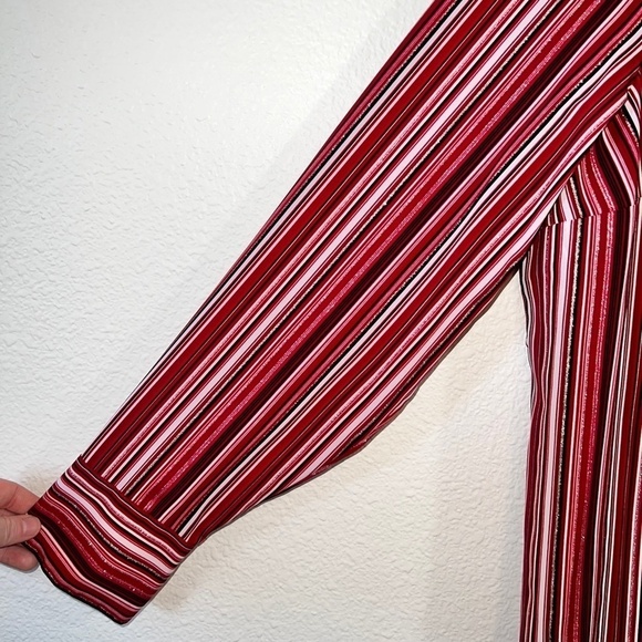 East 5th Red Metallic Striped Long Sleeve Button Up Shirt Women's Size 1X - Picture 2 of 4